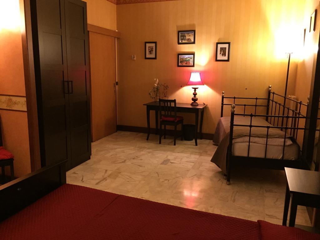 B&B Il Bagolaro Dell'Etna Sant'Agata Li Battiati Rom bilde