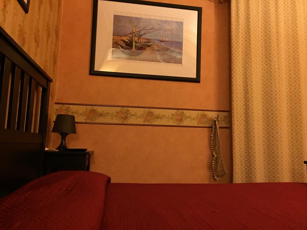 B&B Il Bagolaro Dell'Etna Sant'Agata Li Battiati Rom bilde
